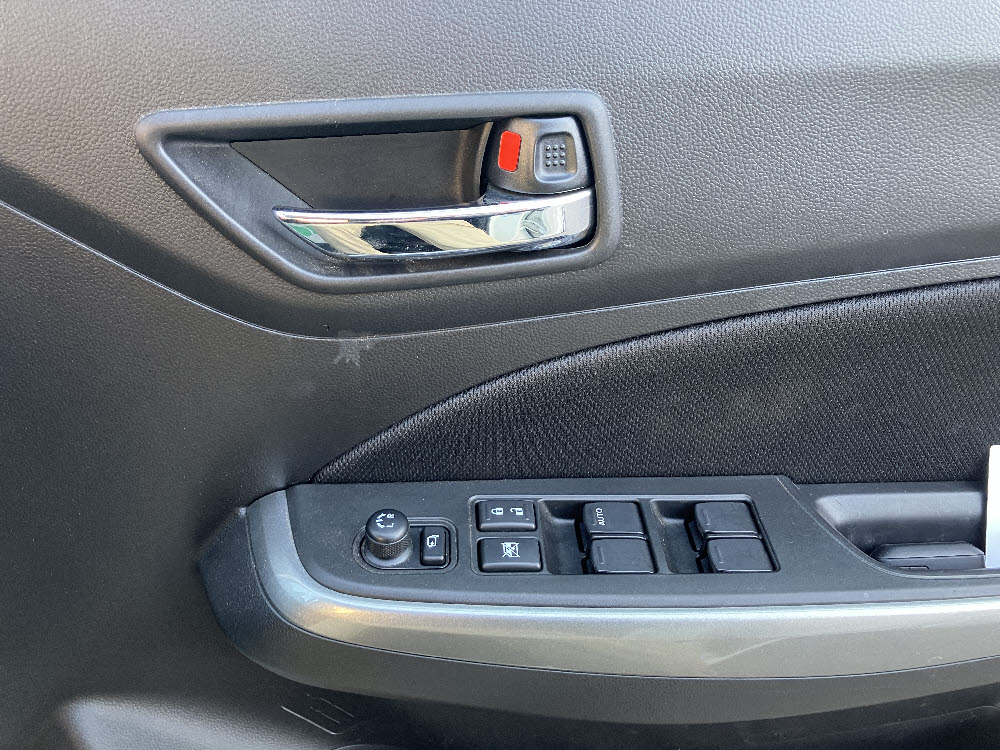 スズキ　スイフト　XG 全方位モニター用カメラPKG DSBS18枚目