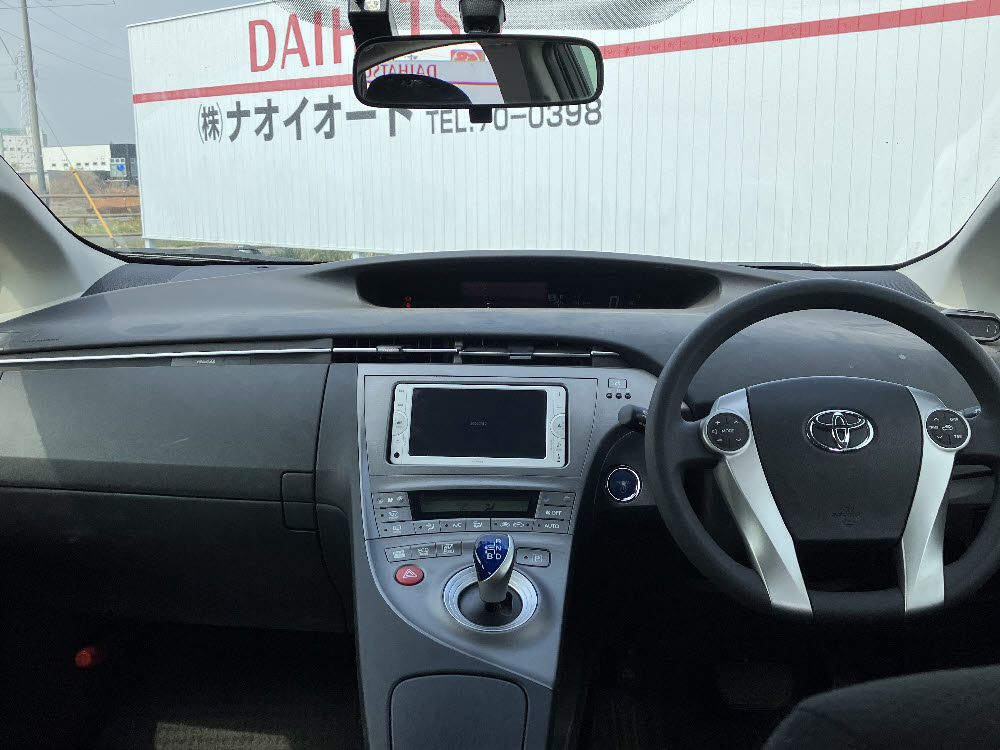 トヨタ　プリウス　S11枚目