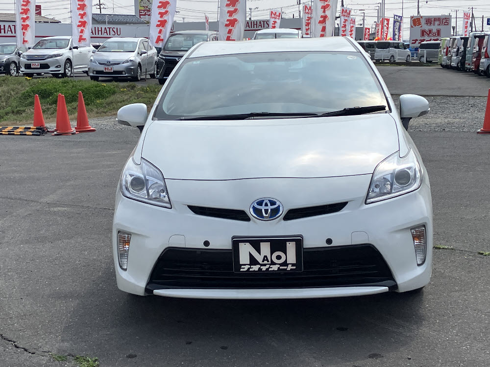トヨタ　プリウス　S1枚目