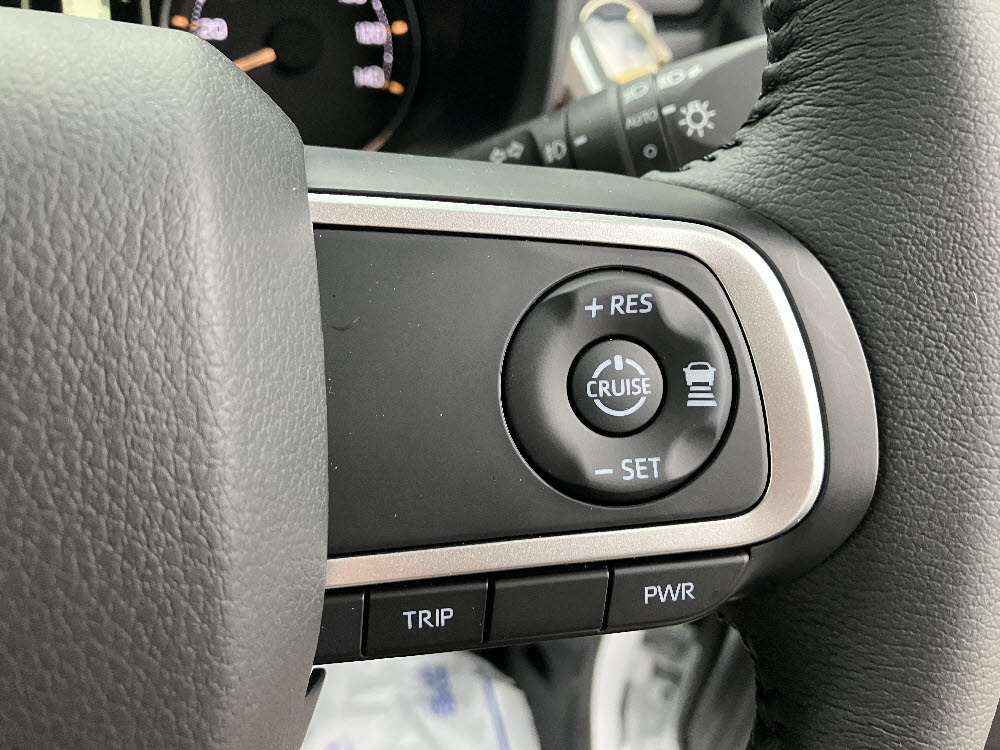 ダイハツ　ムーヴ　RS 純正9インチDA17枚目