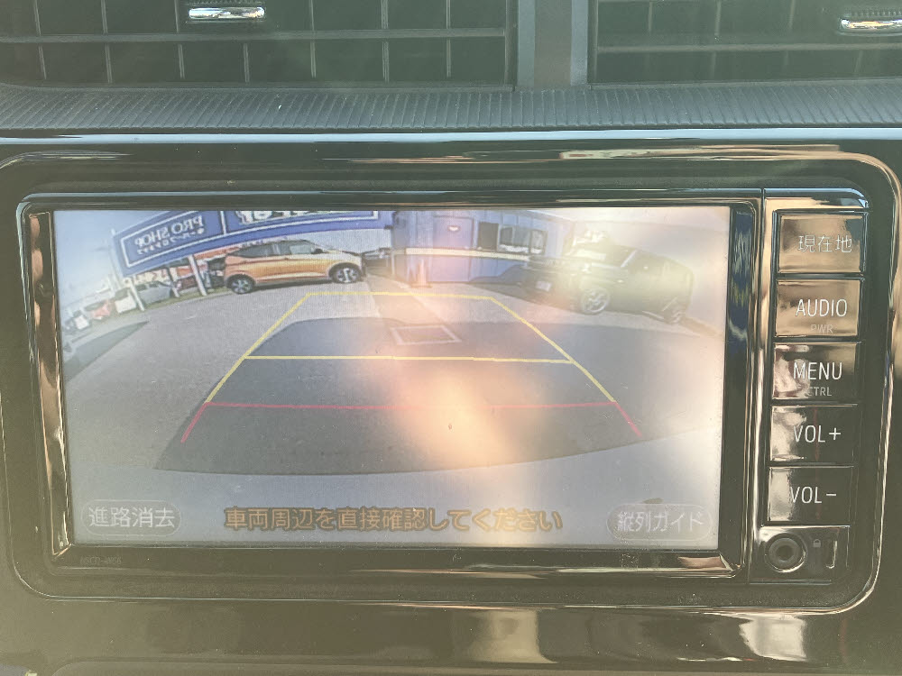 トヨタ　アクア　S 純正7インチナビ18枚目