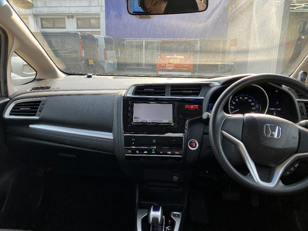 ホンダ　フィットハイブリット　F PKG 7インチナビ11枚目