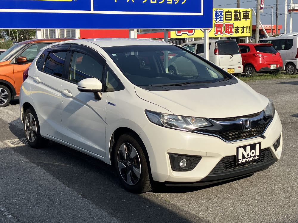 ホンダ　フィットハイブリット　F PKG 7インチナビ2枚目