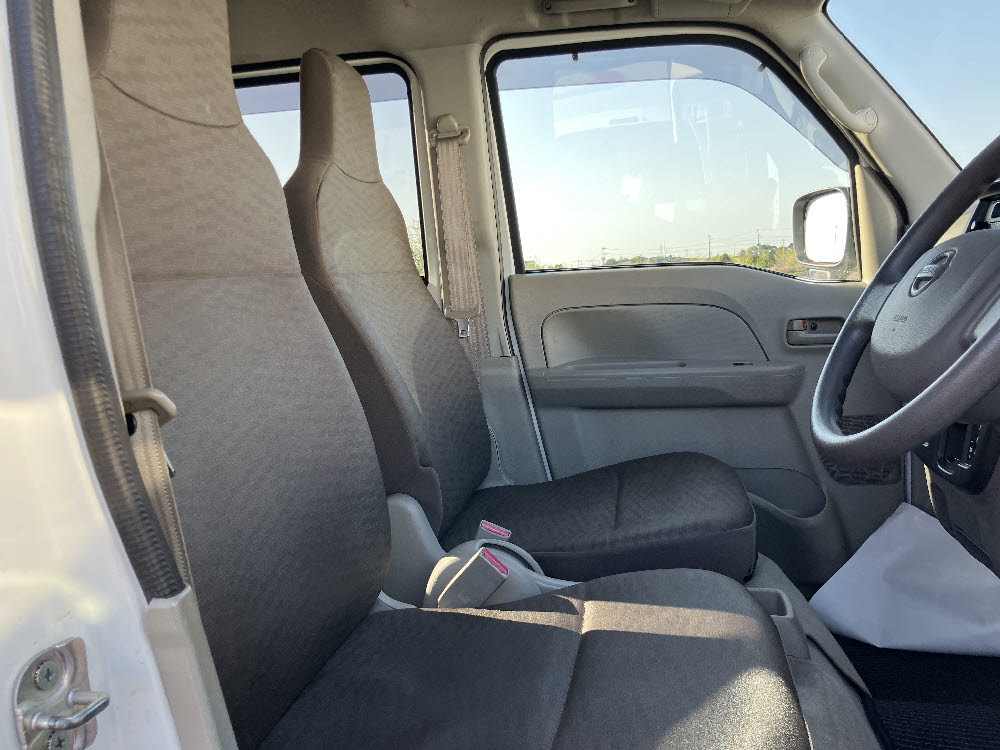 ニッサン　ＮＶ１００クリッパー　V DX14枚目