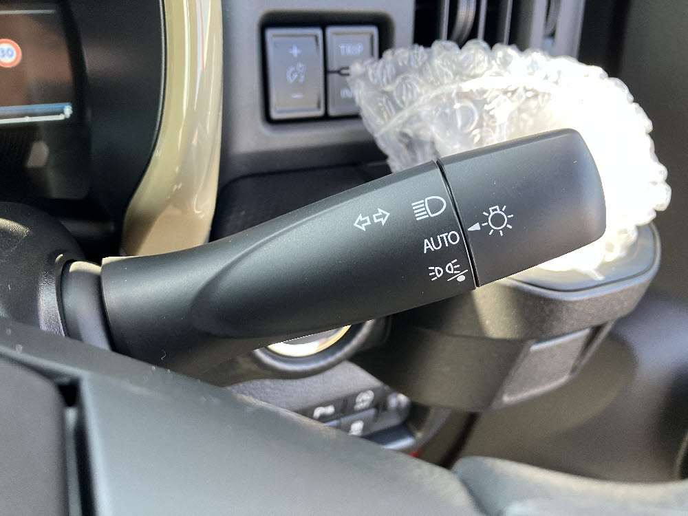スズキ　ハスラー　HYBRID G 2WD17枚目