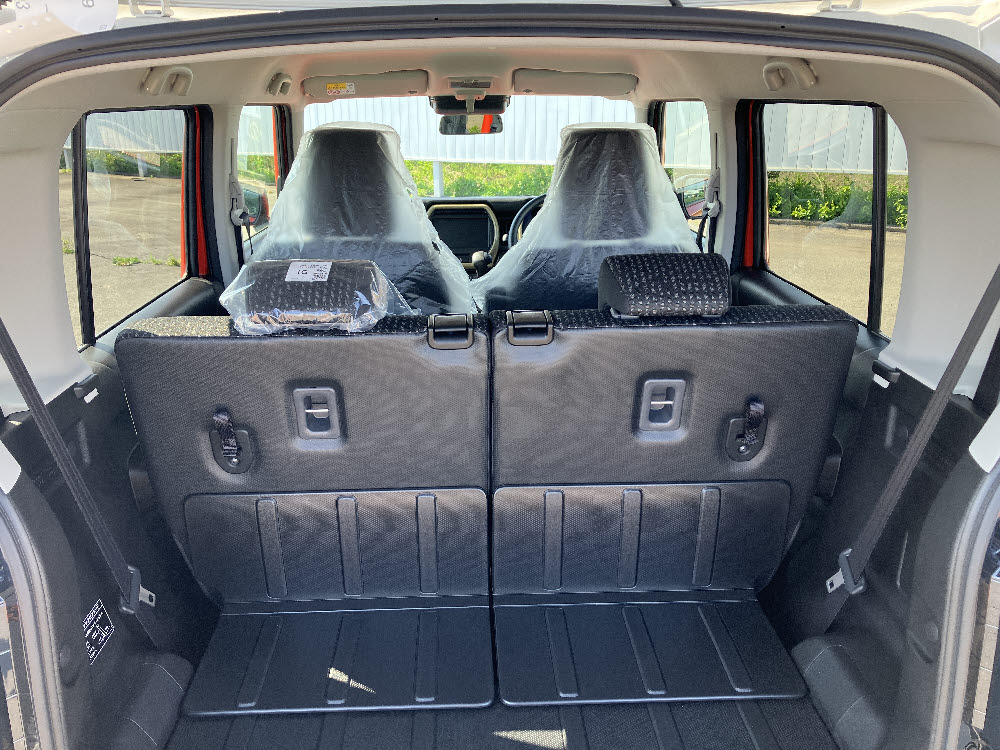 スズキ　ハスラー　HYBRID G 2WD8枚目