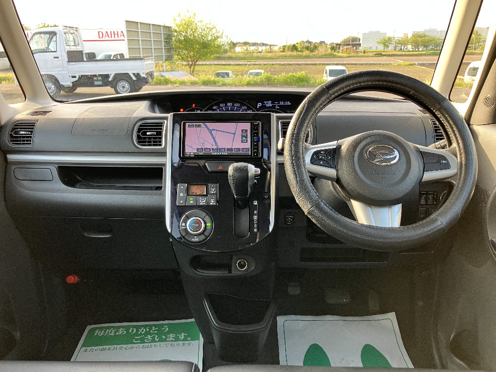 ダイハツ　タントカスタム　RS トップエディションリミテッドSAⅢ11枚目