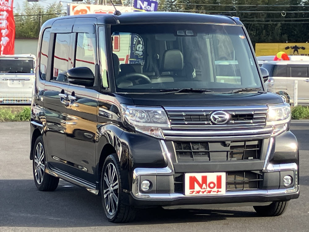ダイハツ　タントカスタム　RS トップエディションリミテッドSAⅢ7枚目