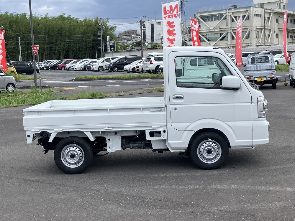 ニッサン　ＮＴ１００クリッパー　GX 4WD 5MT3枚目