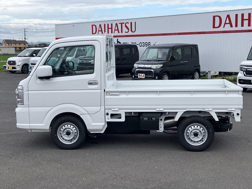 ニッサン　ＮＴ１００クリッパー　GX 4WD 5MT7枚目