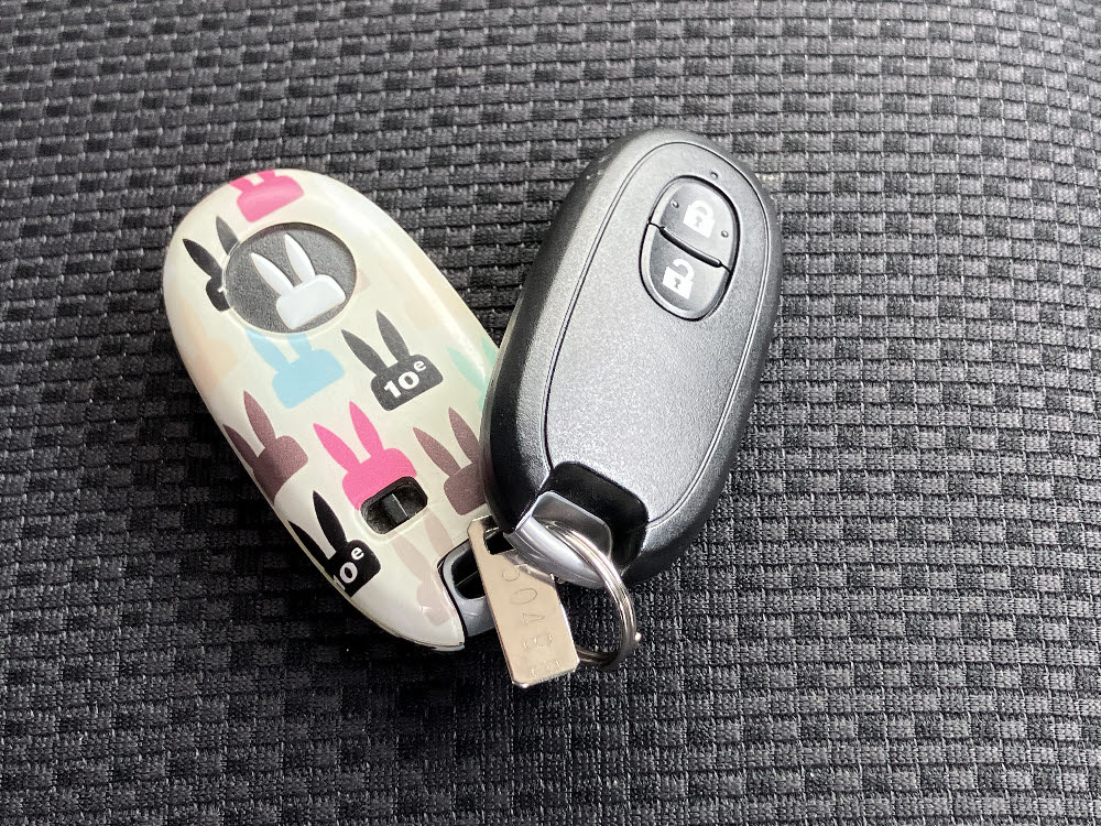 スズキ　ラパン　10thアニバーサリーリミテッド13枚目