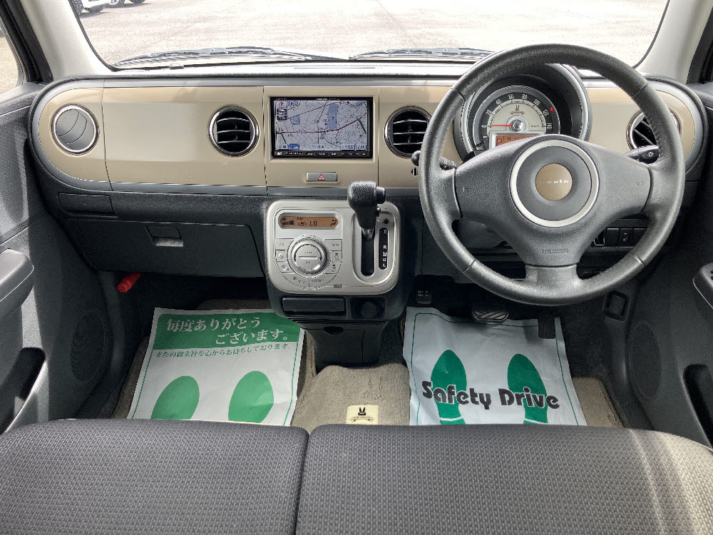 スズキ　ラパン　10thアニバーサリーリミテッド4枚目