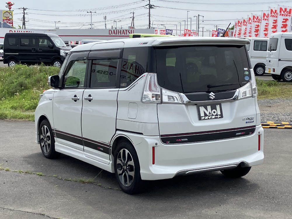 スズキ　ソリオバンデット　MV6枚目