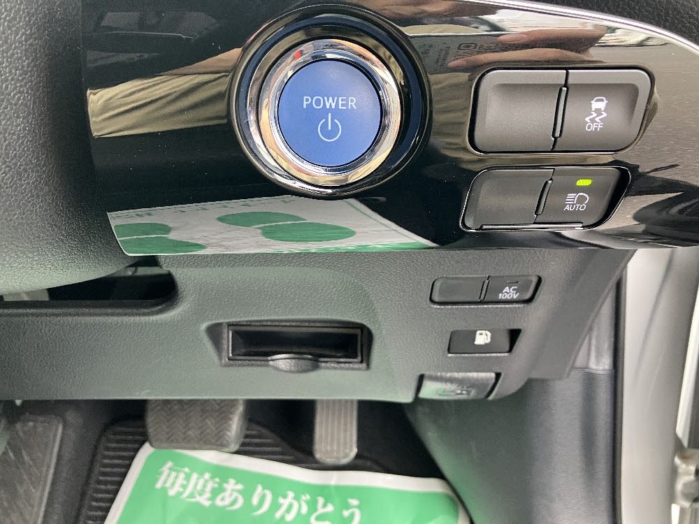 トヨタ プリウス S 7インチナビ16枚目