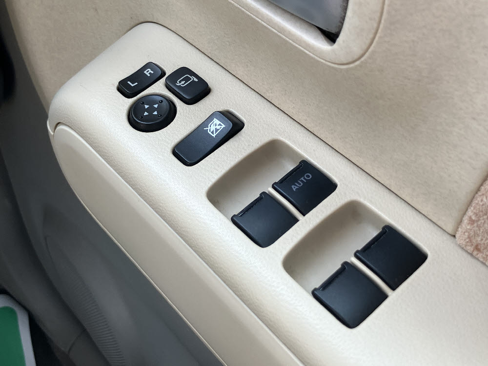ニッサン モコ S12枚目
