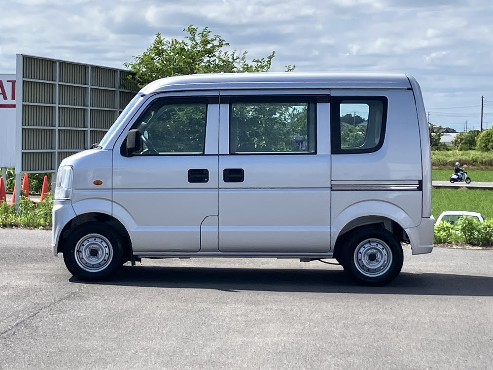 スズキ エブリィバン PA ハイルーフ 4WD1枚目