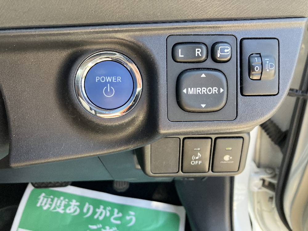 トヨタ アクア G 純正7インチナビ16枚目