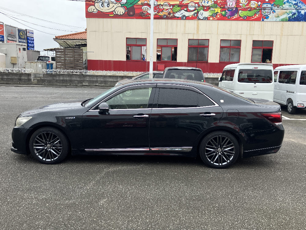 トヨタ　クラウンハイブリッド　アスリート S7枚目
