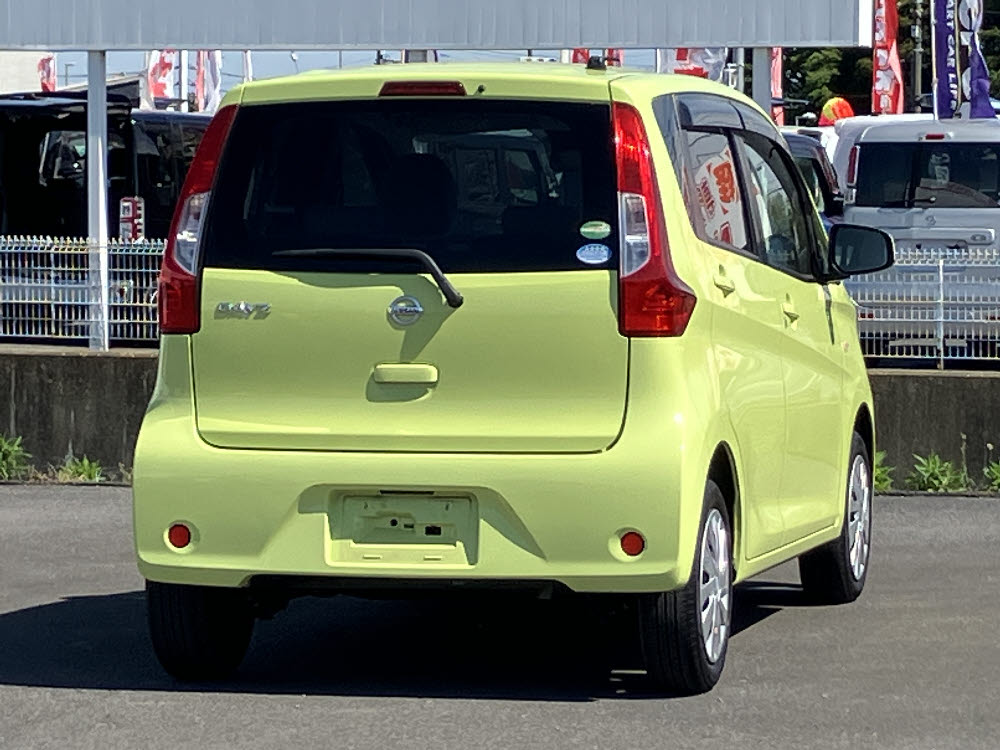 ニッサン デイズ J エマB4枚目