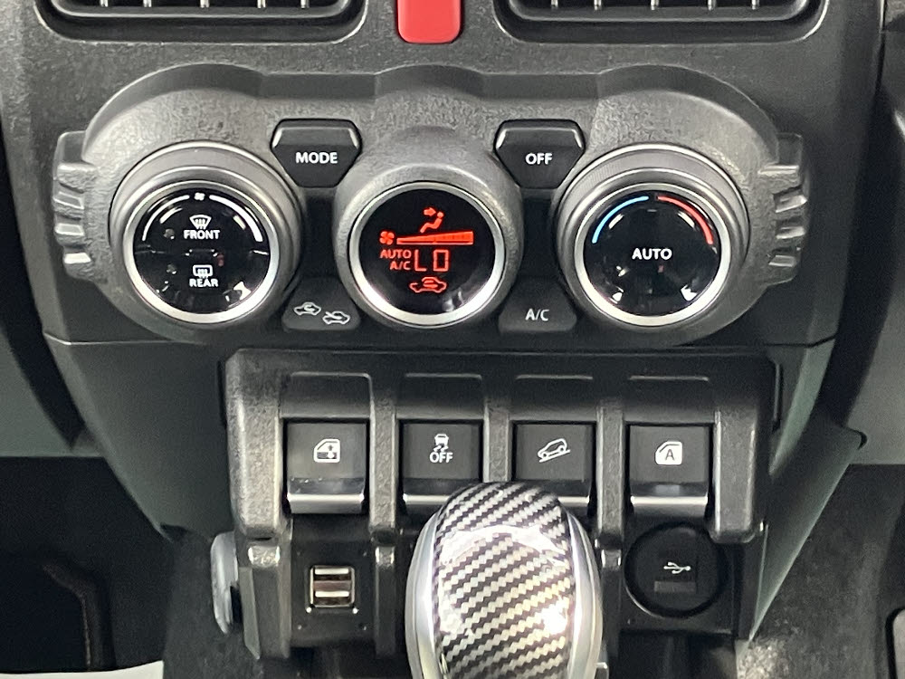 スズキ ジムニー XC14枚目