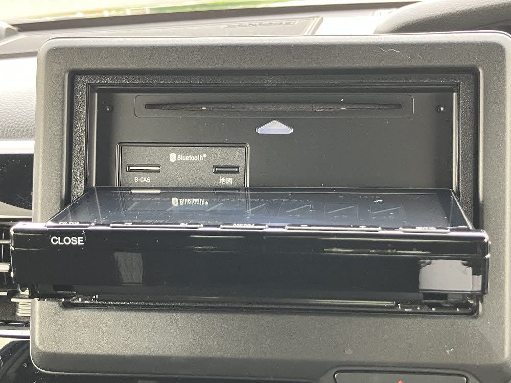 ホンダ　Ｎ ＢＯＸカスタム　L16枚目
