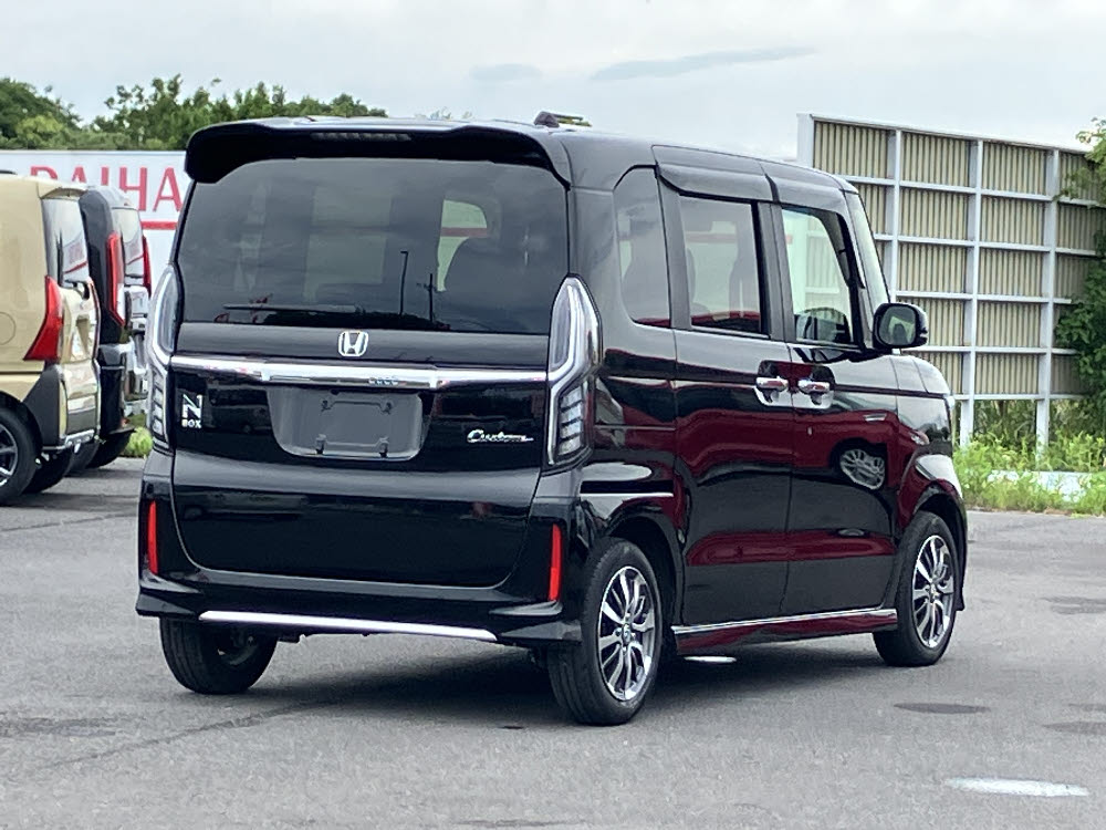 ホンダ　Ｎ ＢＯＸカスタム　L5枚目