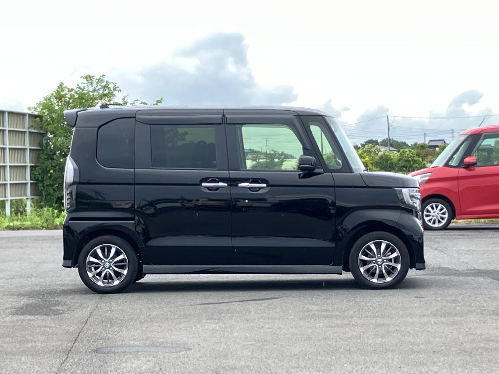 ホンダ　Ｎ ＢＯＸカスタム　L6枚目