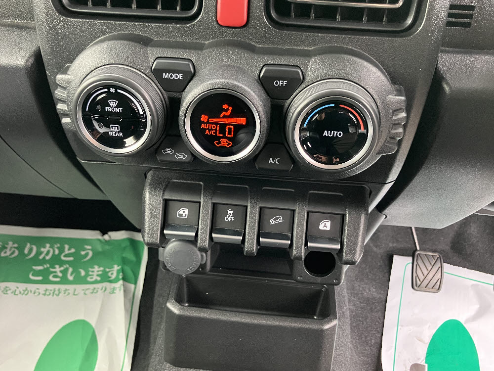 スズキ　ジムニー　XC　MT17枚目