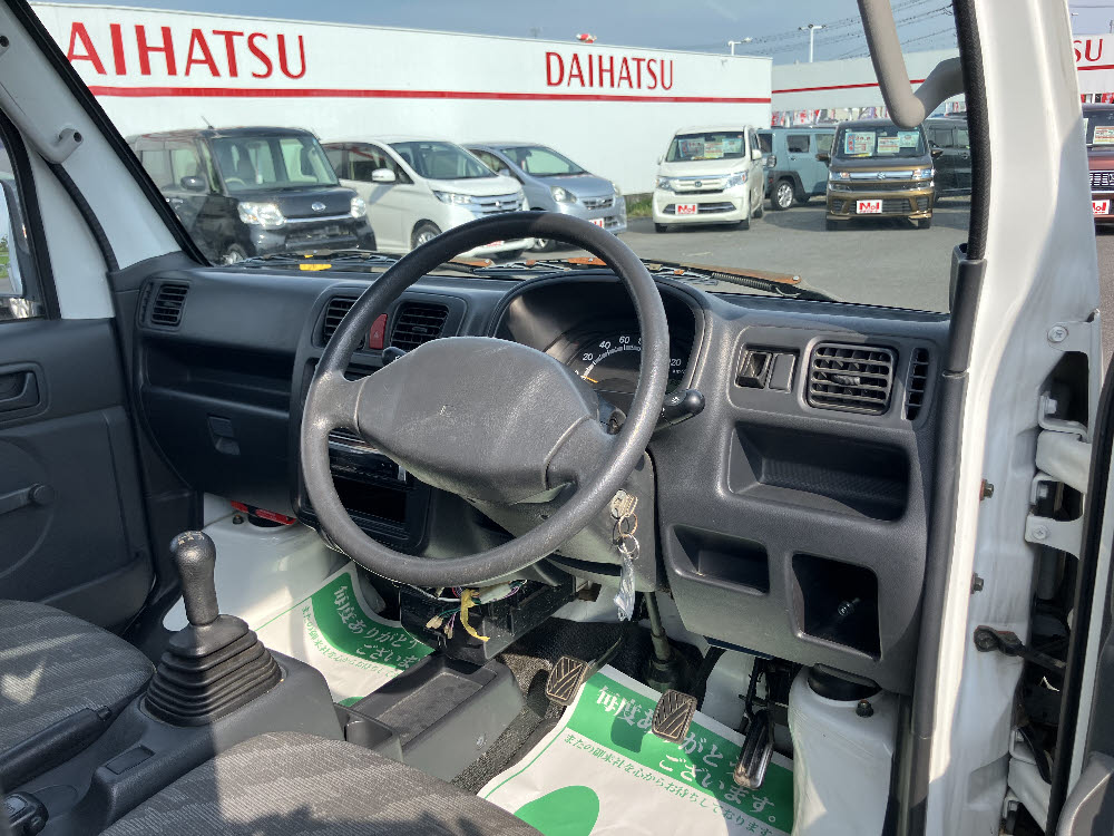 スズキ　キャリートラック　KC パワステ 4WD MT13枚目