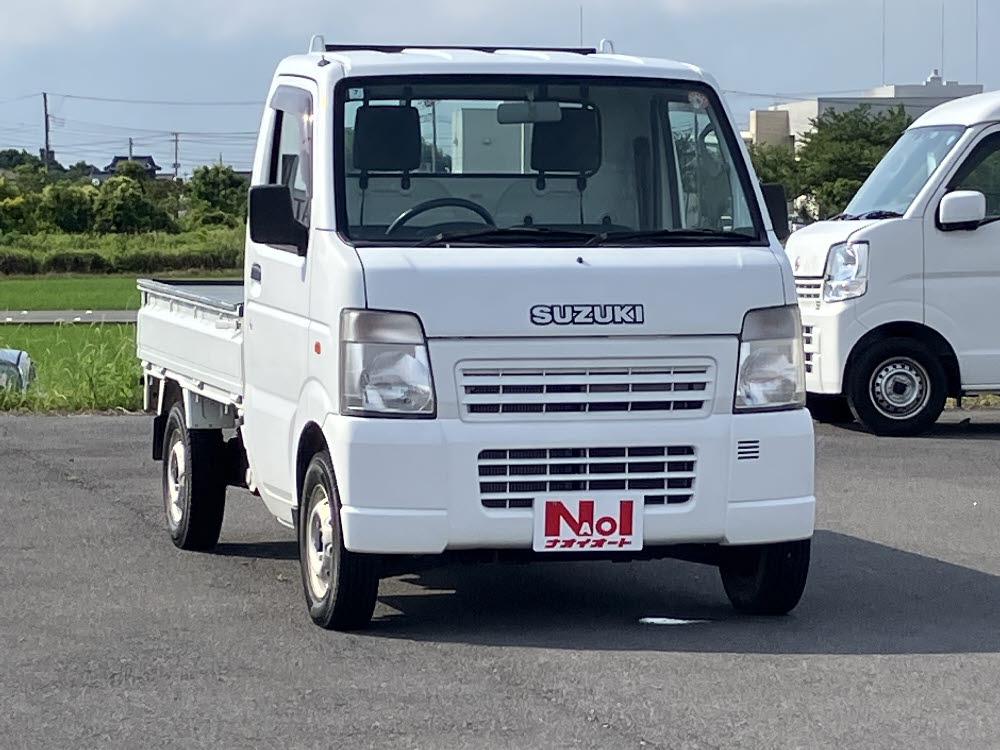 スズキ　キャリートラック　KC パワステ 4WD MT8枚目