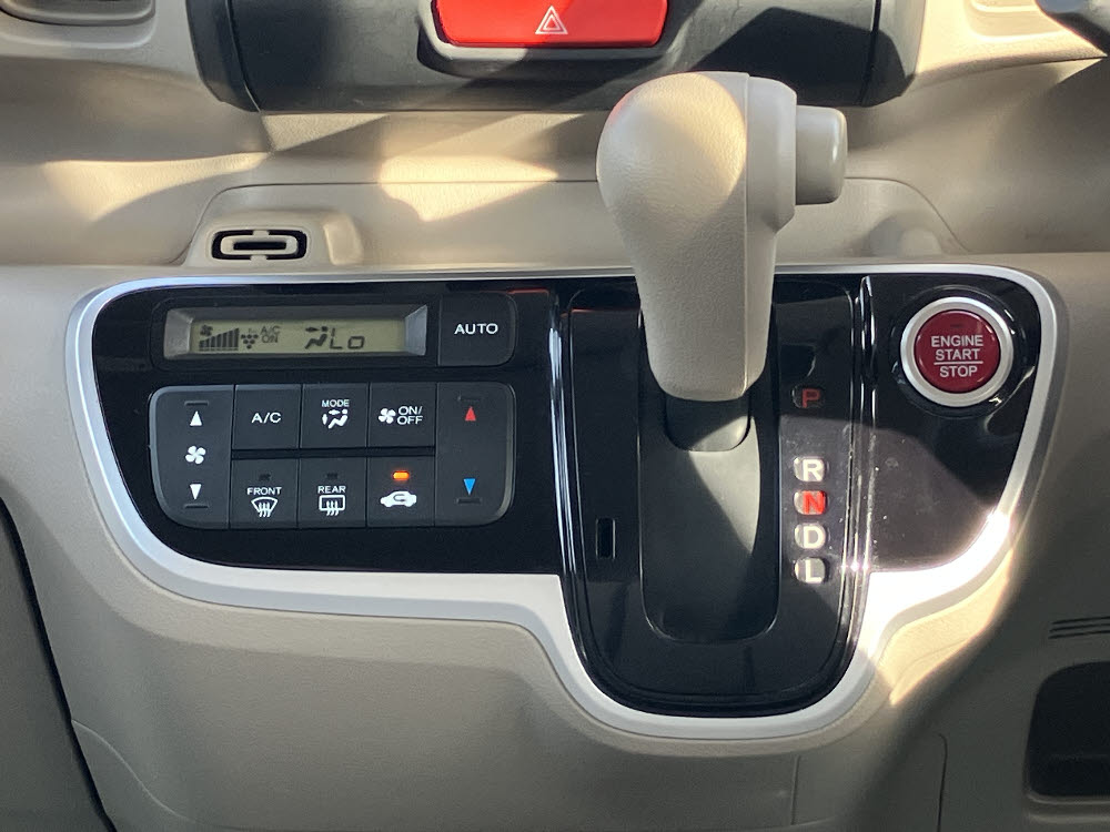ホンダ N BOX G15枚目