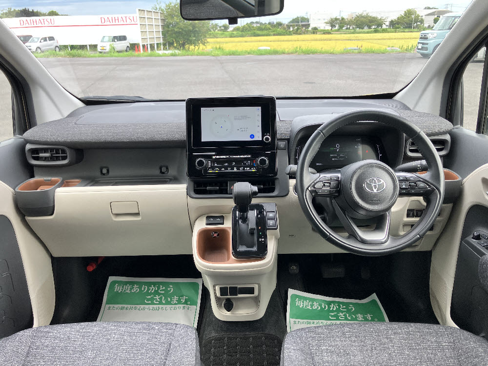 トヨタ シエンタ Z 5人 ガソリン10枚目