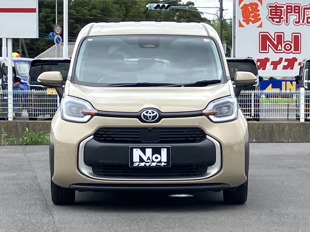 トヨタ シエンタ Z 5人 ガソリン1枚目