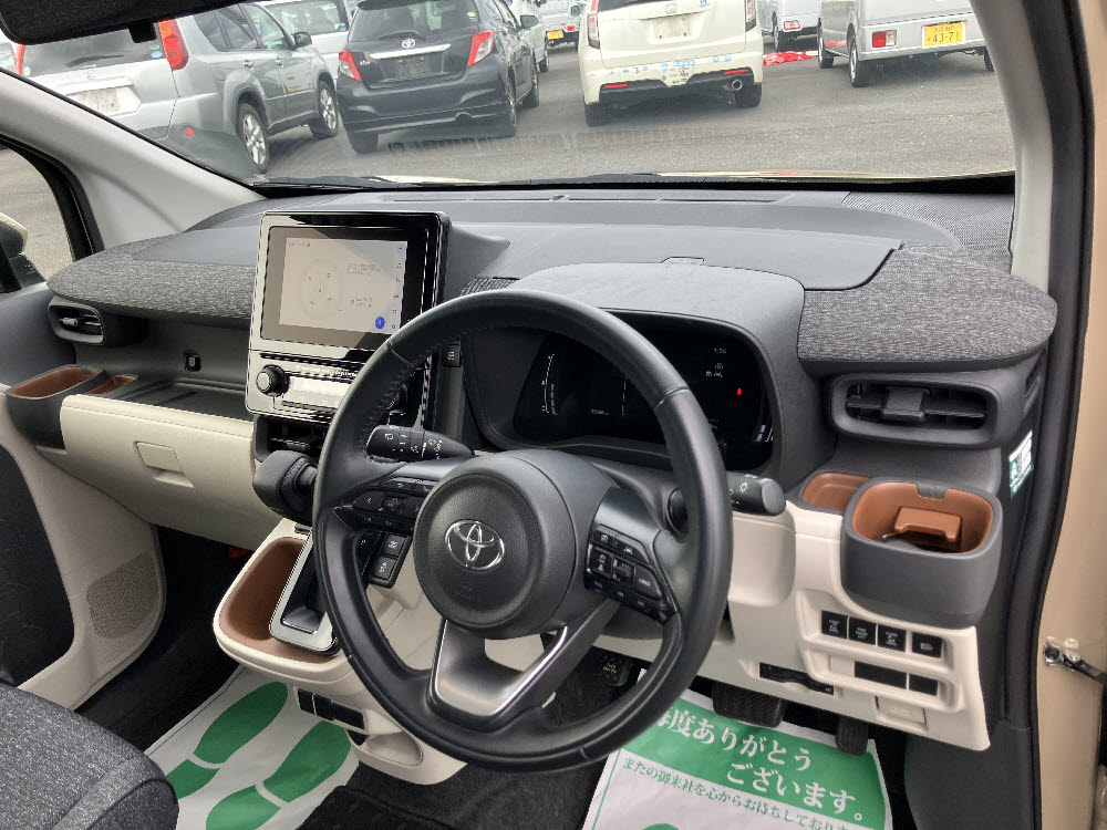 トヨタ シエンタ Z 5人 ガソリン8枚目