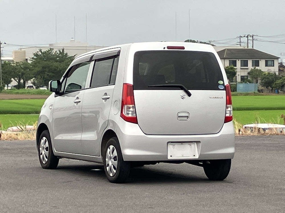 スズキ ワゴンR FX2枚目