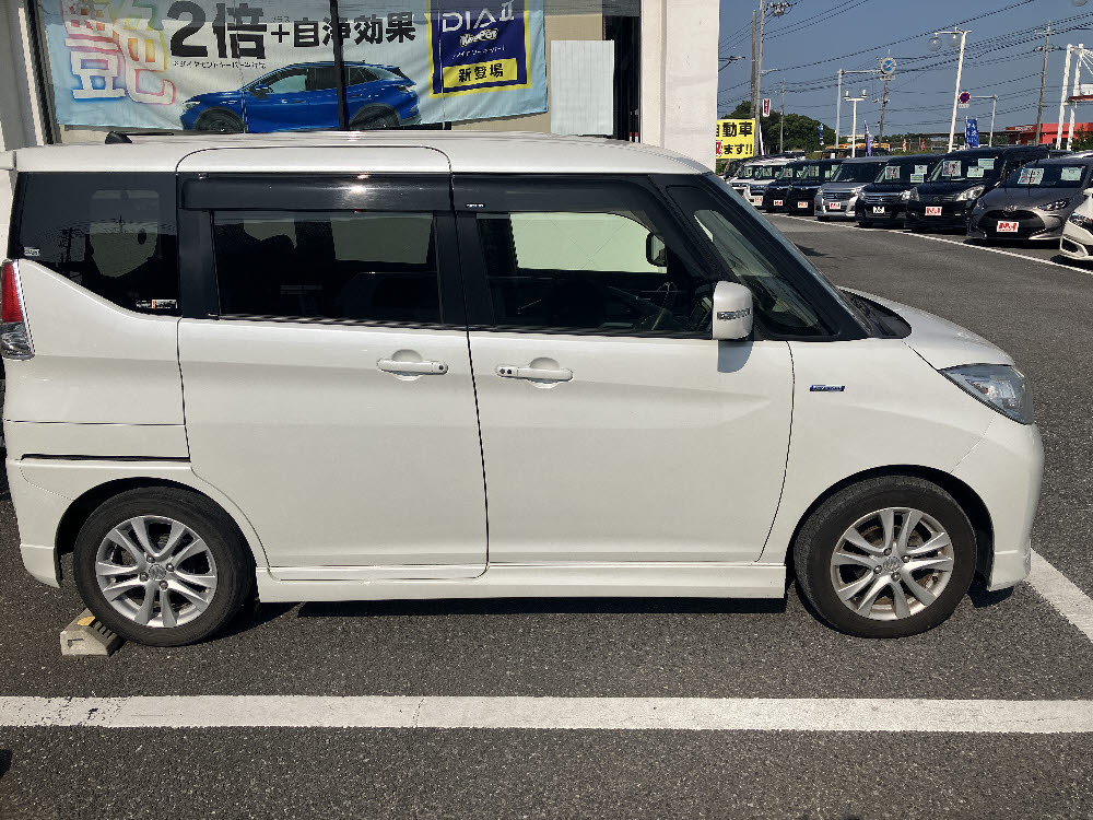 スズキ　ソリオ　HYBRID MZ3枚目