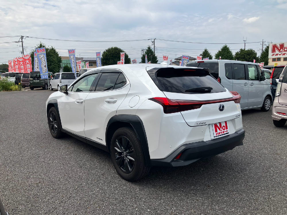 トヨタ レクサス UX250h バージョンC7枚目