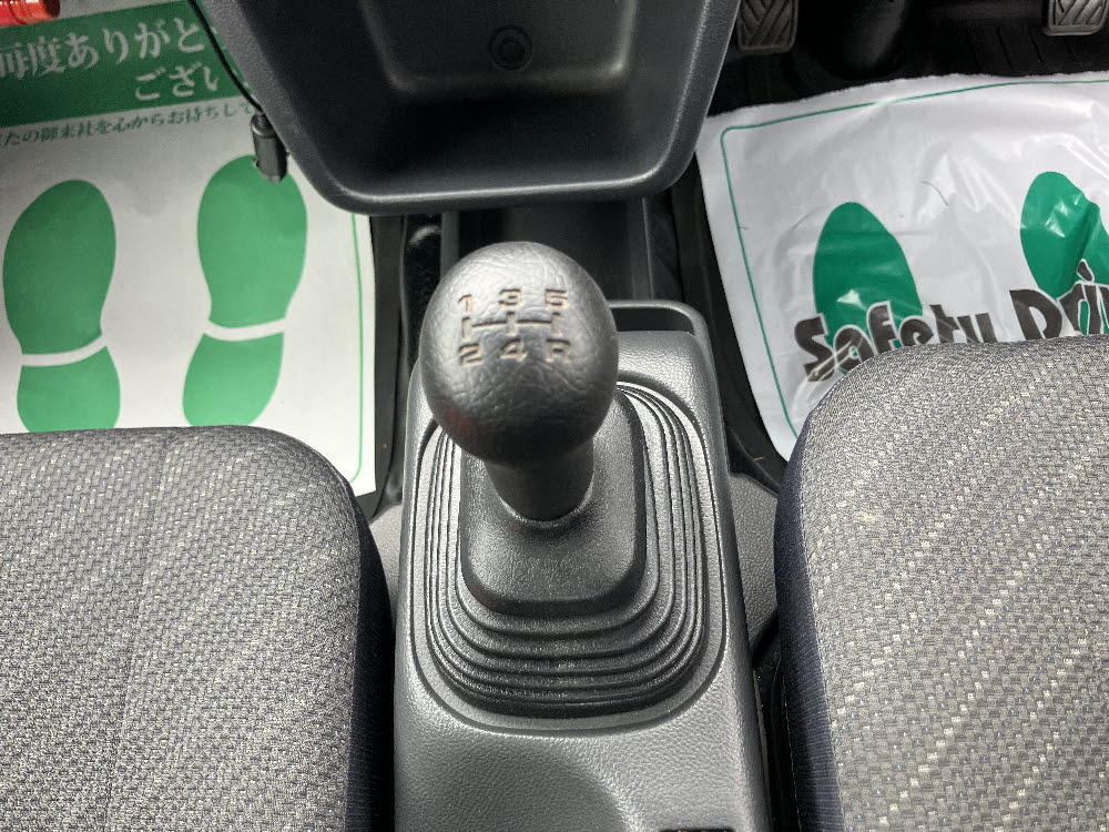 スズキ　キャリートラック　4WD X MT11枚目