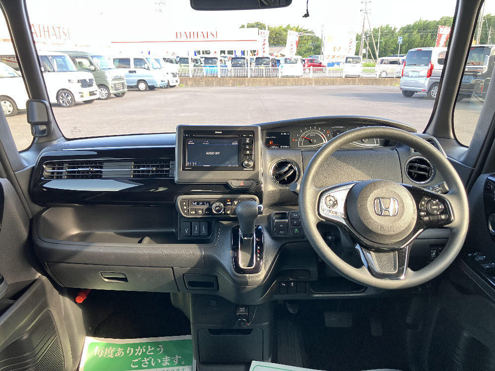 ホンダ N BOXカスタム L12枚目