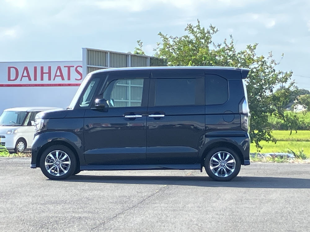 ホンダ N BOXカスタム L1枚目