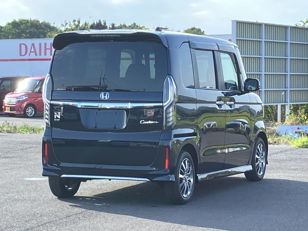 ホンダ N BOXカスタム L5枚目