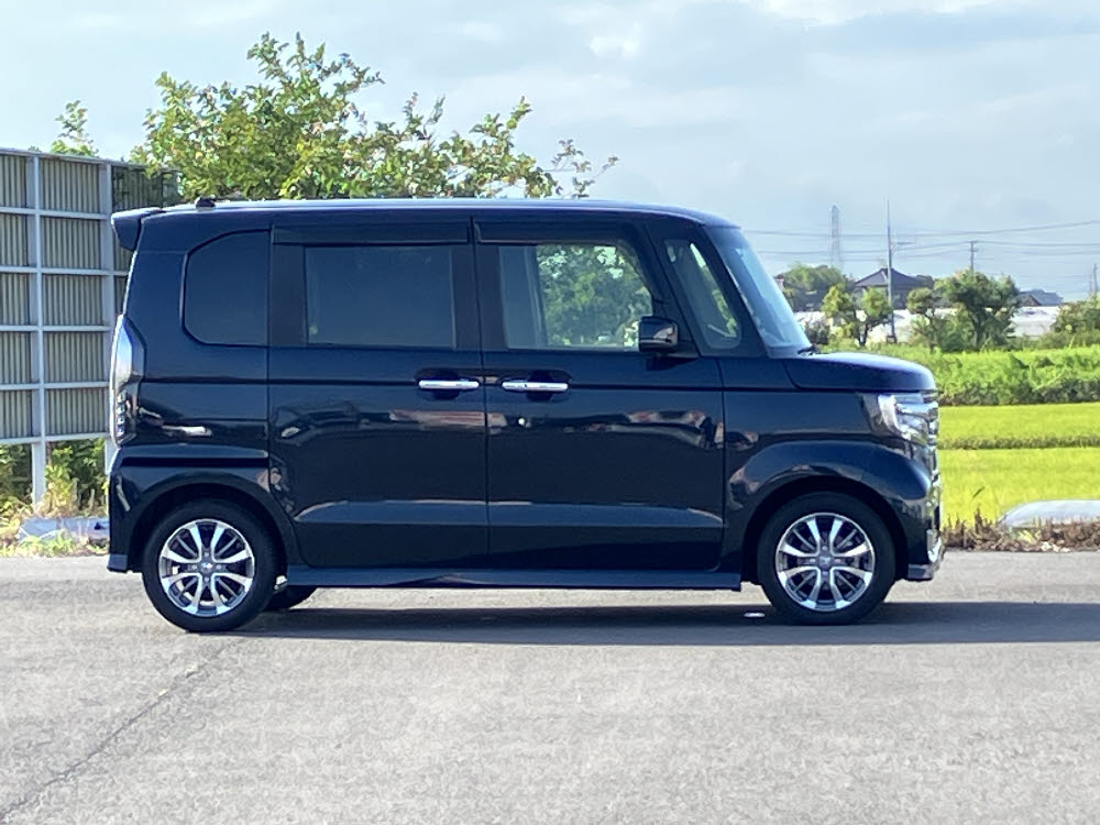 ホンダ N BOXカスタム L6枚目