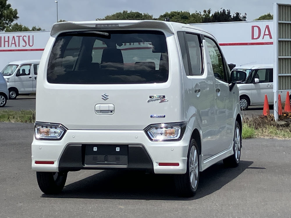スズキ ワゴンRカスタムZ HYBRID ZX4枚目