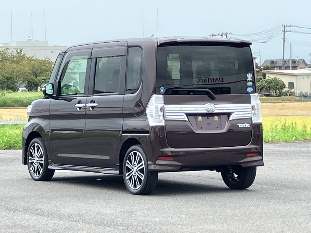 ダイハツ　タントカスタム　RS-SAⅡ2枚目