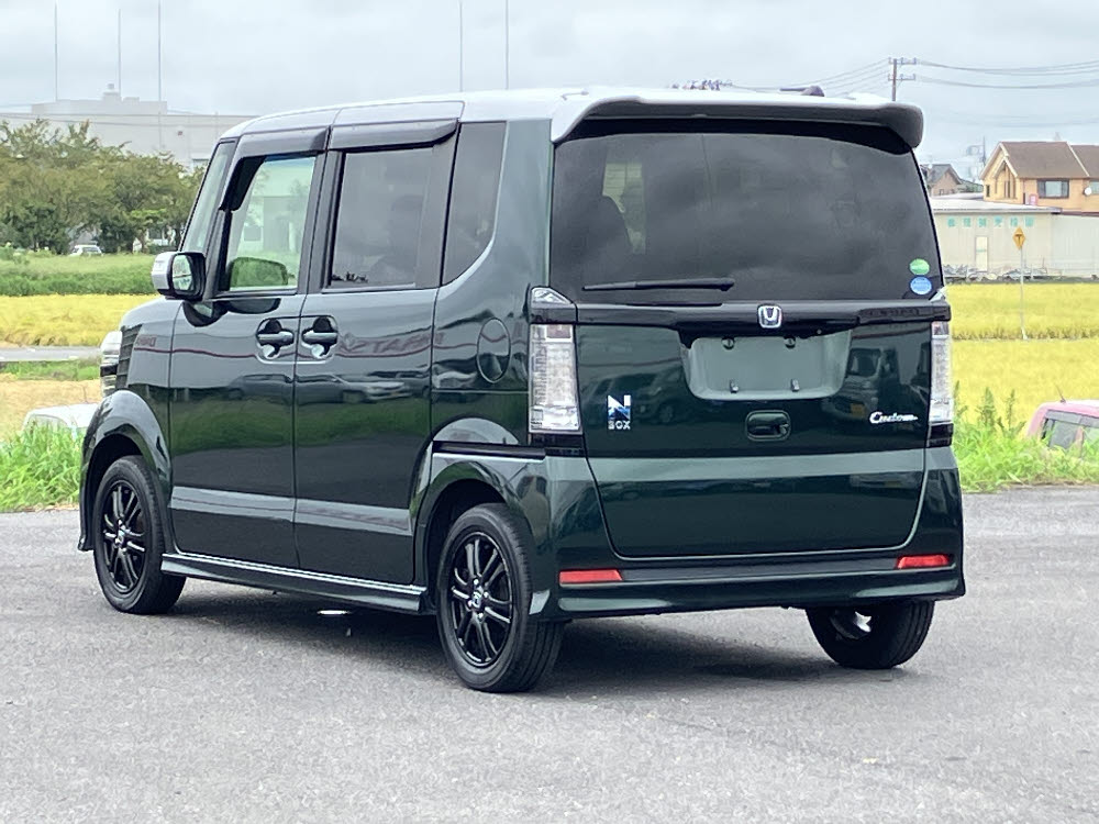 ホンダ N BOXカスタム 2トーンカラースタイル G・Lパッケーシ2枚目