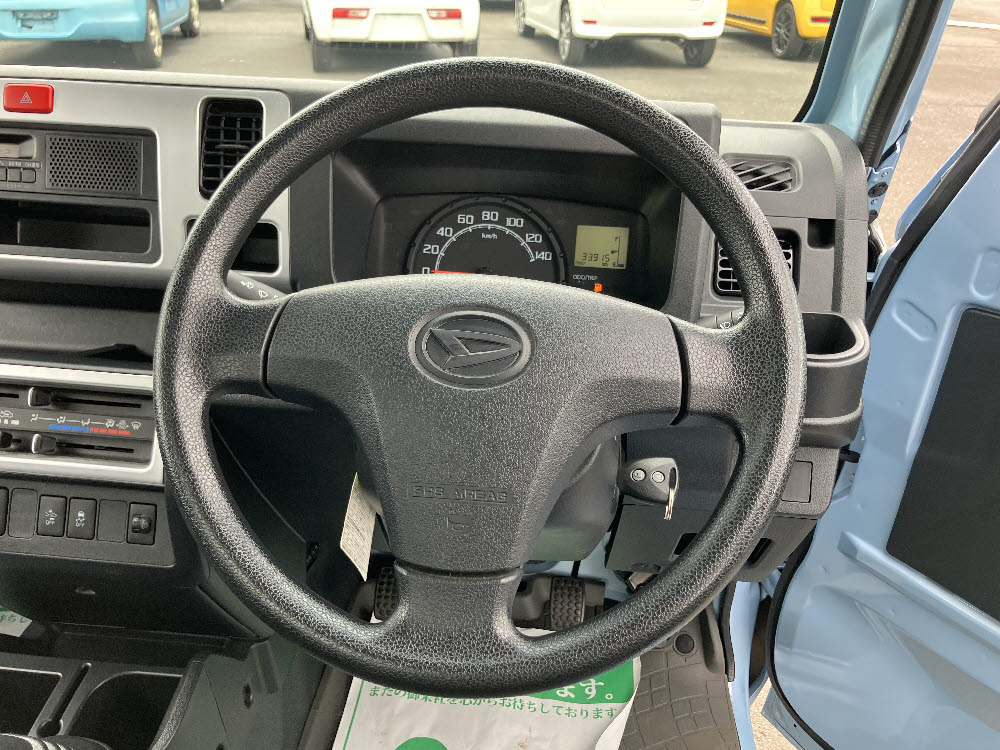 ダイハツ　ハイゼットトラック　スタンダード SAⅢt 4WD17枚目