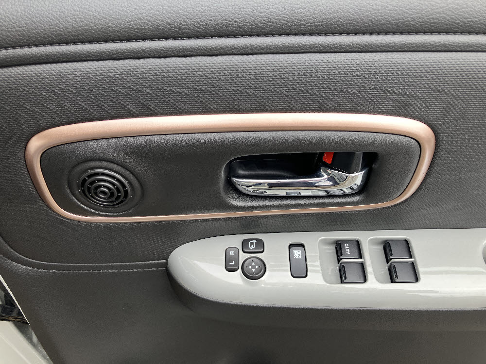 スズキ　ワゴンＲスマイル　HYBRID X 3型 ODレス13枚目