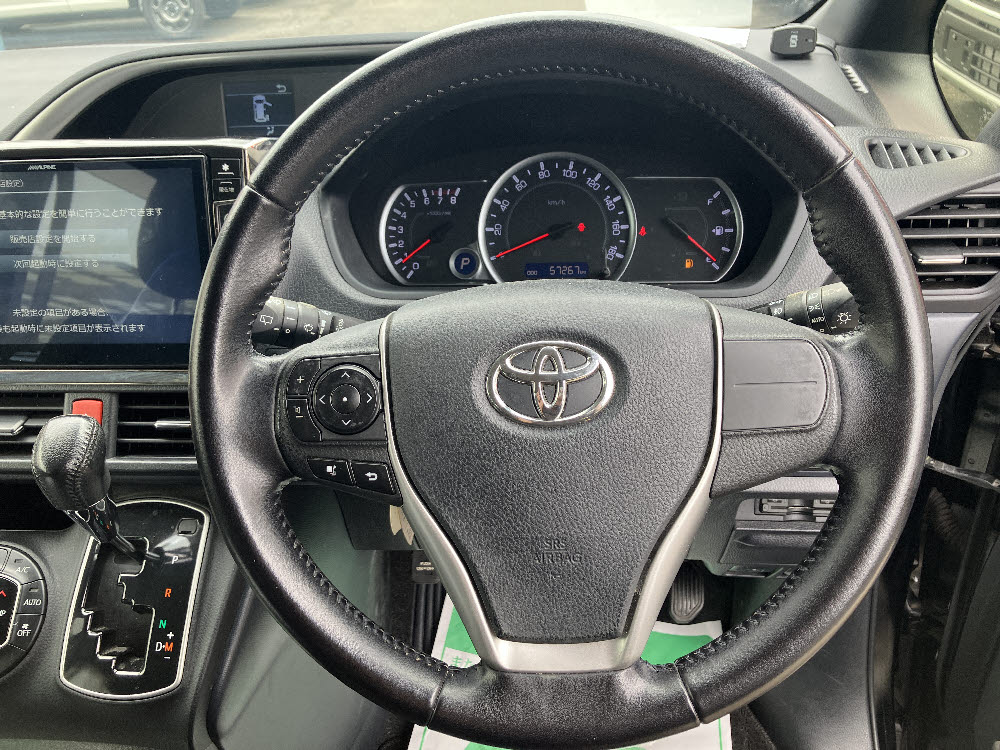 トヨタ　ヴォクシー　ZS 煌12枚目