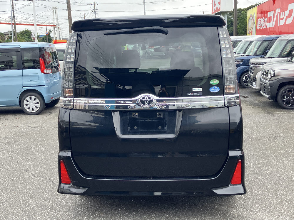 トヨタ　ヴォクシー　ZS 煌5枚目