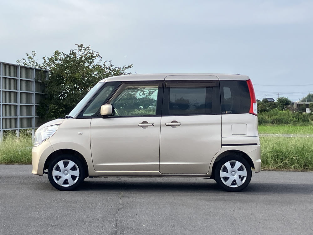 ニッサン　ルークス　G1枚目